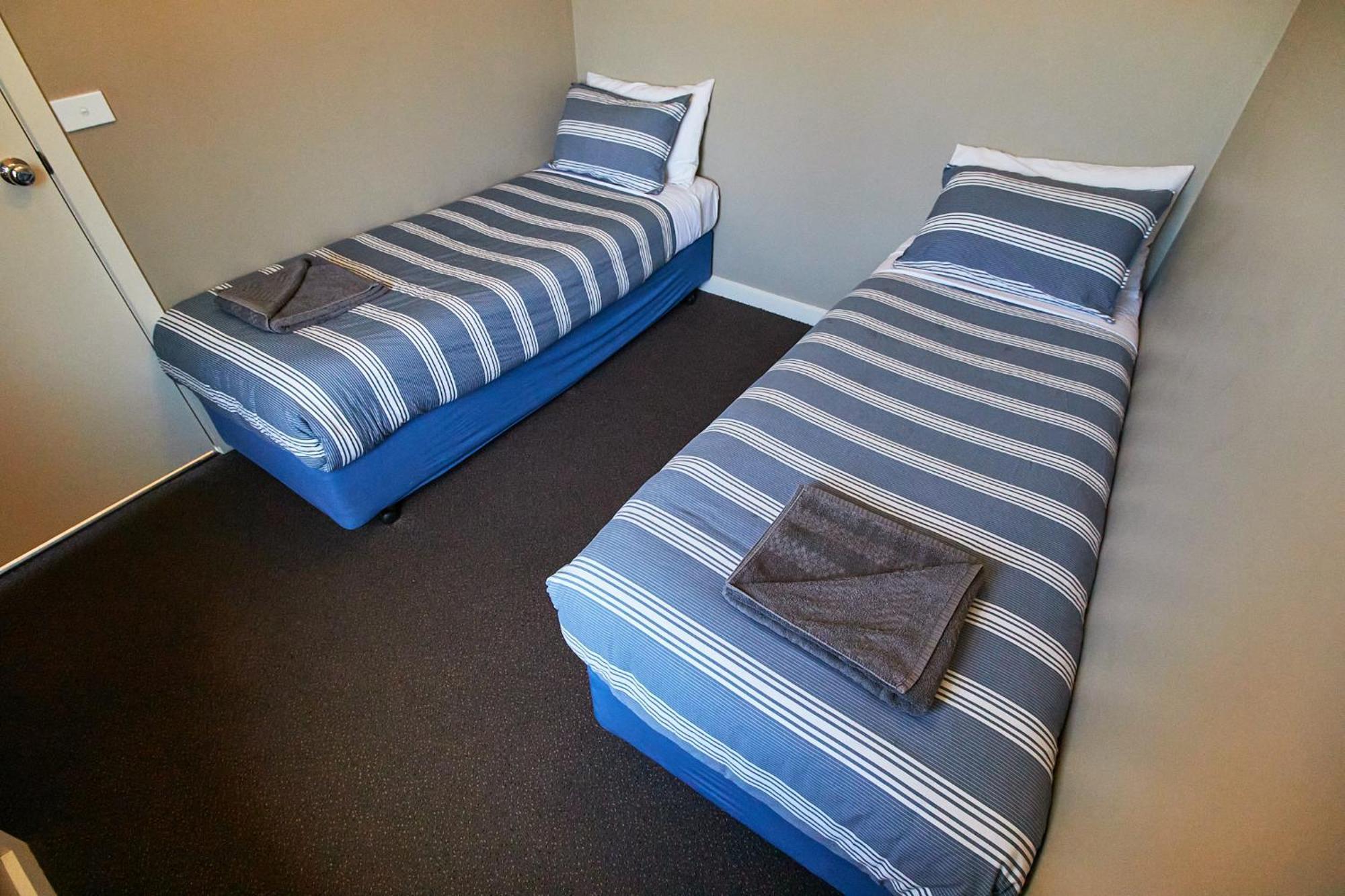 Surfside Holiday Park ウォーナンブール エクステリア 写真